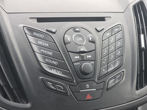 Used 2016 Ford Escape S image 4