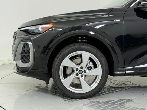 New 2025 Audi Q5 Premium Plus image 12