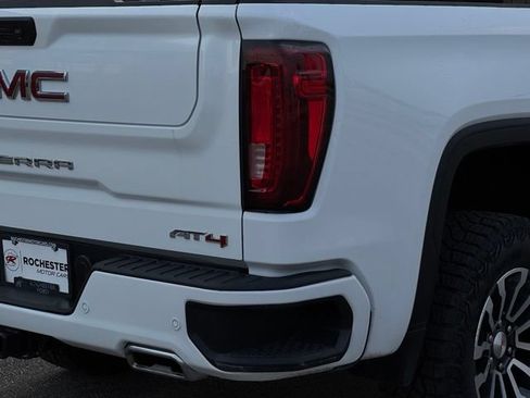 Used 2023 GMC Sierra 1500 AT4 w/ AT4 Preferred Package AWD/4WD image 47