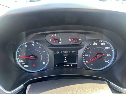 Used 2018 Chevrolet Equinox LS image 24