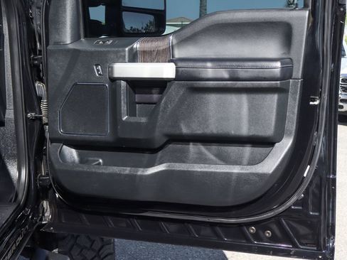 Used 2021 Ford F350 Lariat image 55