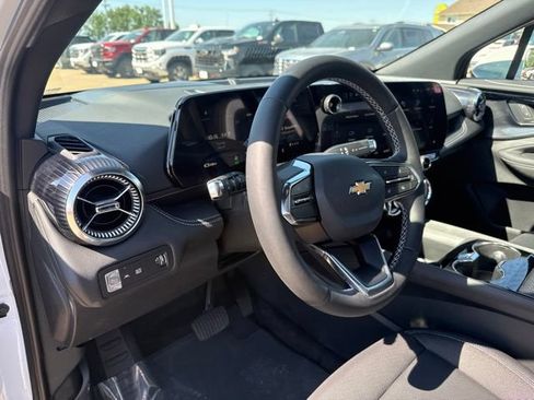 New 2026 Chevrolet Blazer EV LT AWD/4WD image 16