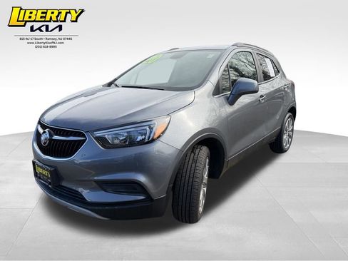 Used 2020 Buick Encore Preferred w/ Safety Package image 3