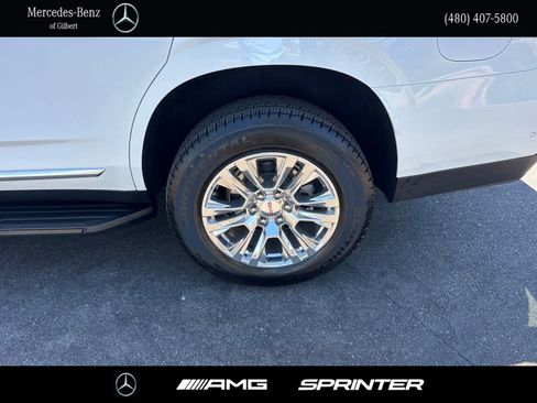 Used 2026 GMC Yukon Denali AWD/4WD image 9