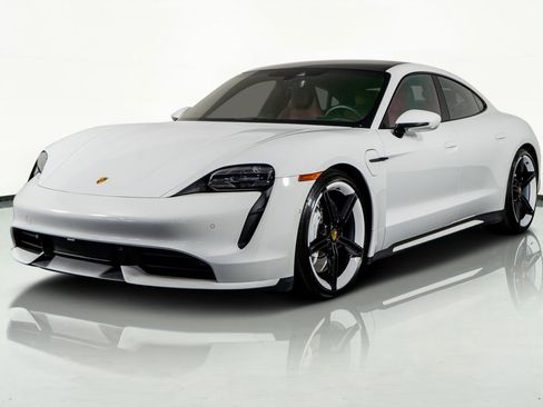 Used 2024 Porsche Taycan Turbo w/ Premium Package image 21