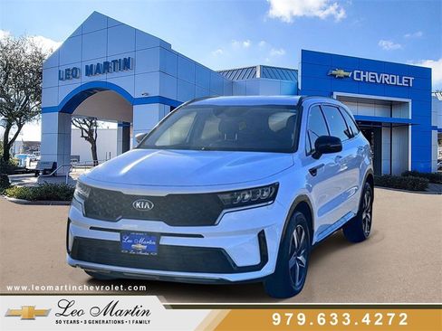 Used 2021 Kia Sorento S image 1