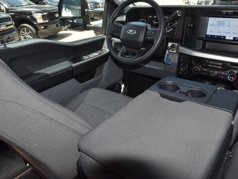 Certified 2025 Ford F350 XL w/ STX Appearance Package AWD/4WD image 15