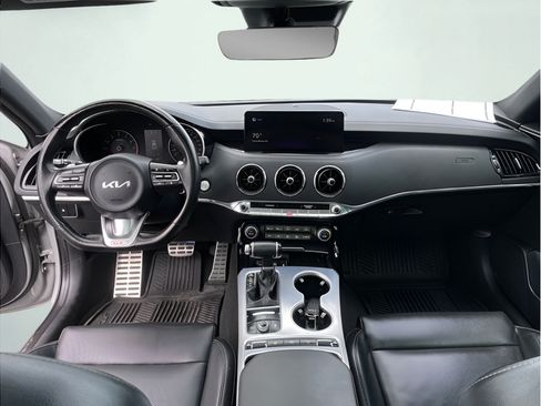 Used 2022 Kia Stinger GT1 AWD/4WD image 19