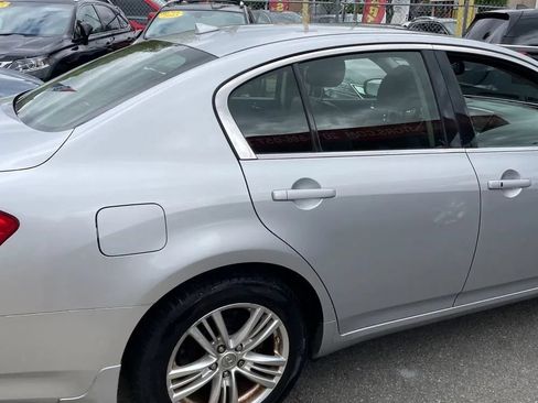 Used 2013 INFINITI G37 x Sedan w/ Premium Pkg AWD/4WD image 9