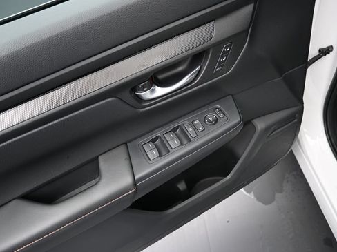 Certified 2025 Honda CR-V Sport-L image 22