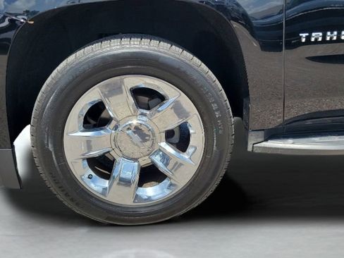 Used 2017 Chevrolet Tahoe LT w/ Luxury Package AWD/4WD image 10