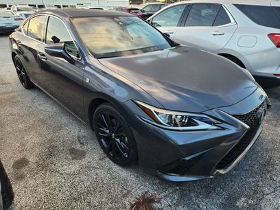 Used 2022 Lexus ES 350 F Sport w/ Accessory Package 2