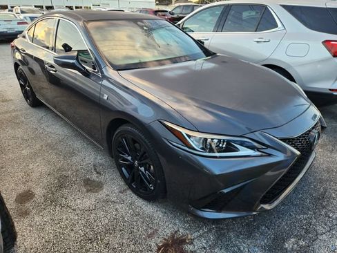 Used 2022 Lexus ES 350 F Sport w/ Accessory Package 2 FWD image 1