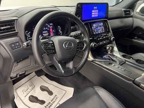 Used 2024 Lexus LX 600 4WD w/ Interior Upgrade Package image 16
