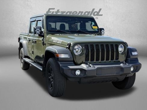 Used 2021 Jeep Gladiator Sport w/ Trailer Tow Package AWD/4WD image 1