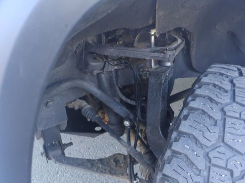 Used 2023 Chevrolet Silverado 3500 LT w/ Convenience Package image 40