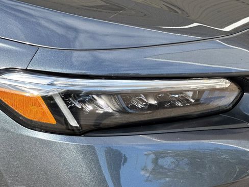 Used 2024 Honda Civic Sport image 10