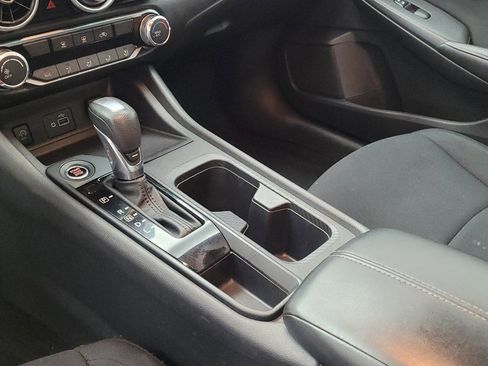 Used 2024 Nissan Sentra S FWD image 26