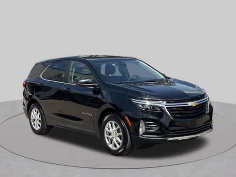 Used 2024 Chevrolet Equinox LT FWD image 8