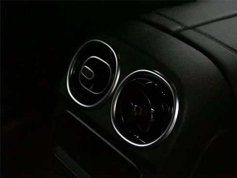 Used 2023 Mercedes-Benz C 300 4MATIC Sedan image 27
