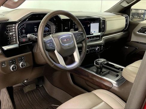 Used 2024 GMC Sierra 1500 SLT w/ SLT Premium Plus Package image 18