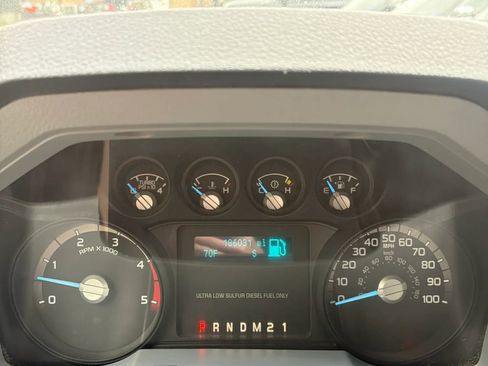 Used 2015 Ford F250 XL w/ Power Equipment Group AWD/4WD image 32