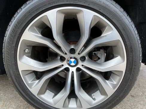 Used 2015 BMW X5 xDrive50i image 15