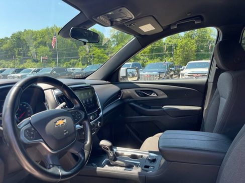 Used 2023 Chevrolet Traverse LT AWD/4WD image 20