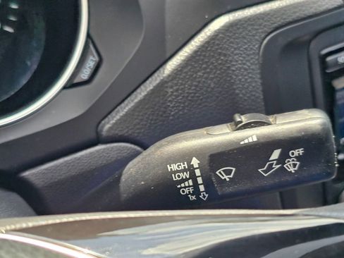 Used 2015 Volkswagen Jetta SE FWD image 17