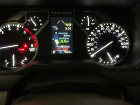 Used 2022 Toyota Tundra SR5 w/ SR5 Premium Package AWD/4WD image 10