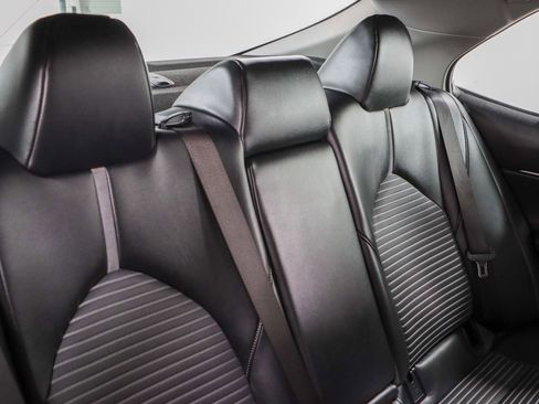 Used 2024 Toyota Camry SE image 27