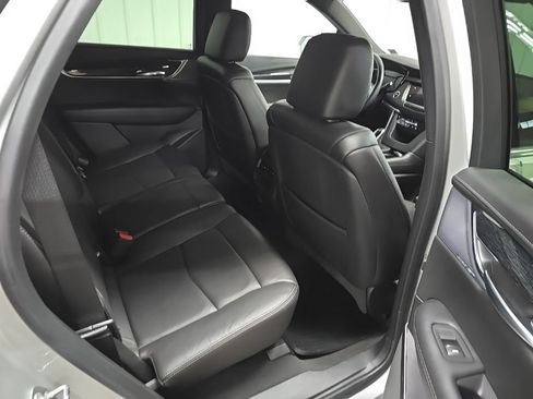 Used 2020 Cadillac XT5 Premium Luxury AWD/4WD image 18