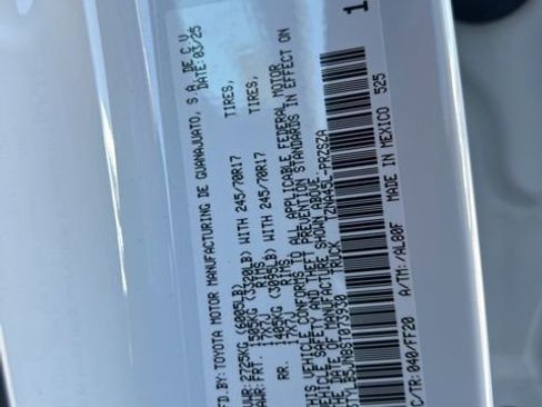 Used 2025 Toyota Tacoma SR5 image 32