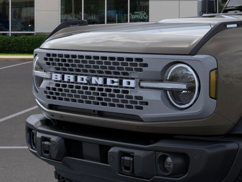 New 2025 Ford Bronco Badlands AWD/4WD image 19