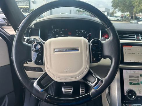Used 2018 Land Rover Range Rover HSE image 15
