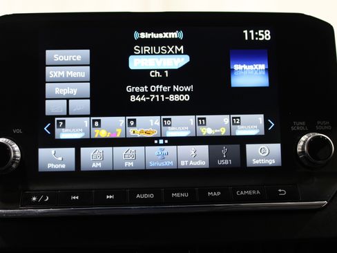 Used 2024 Mitsubishi Outlander SEL image 16