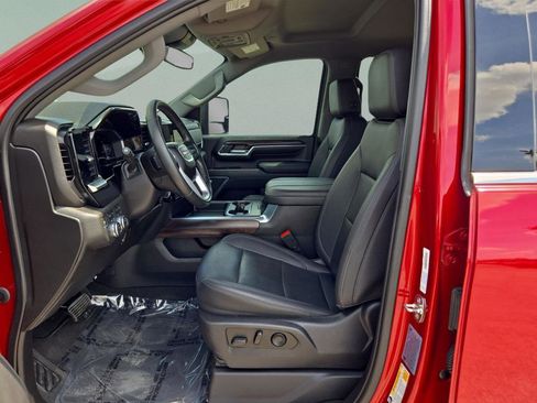 Used 2024 GMC Sierra 2500 SLT w/ SLT Premium Package image 23