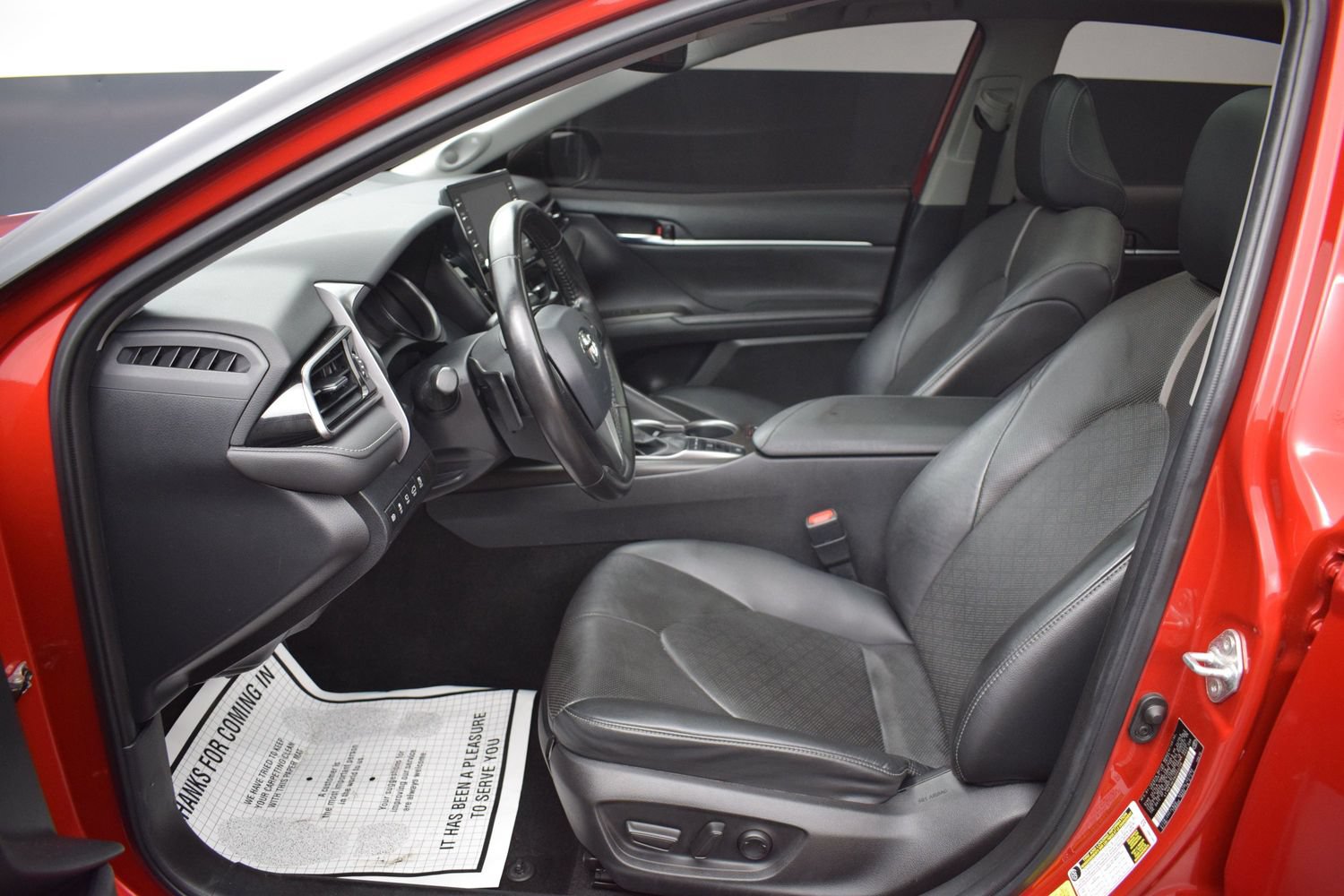 Used 2022 Toyota Camry XSE w/ Navigation Package FWD image 13