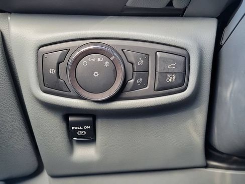 Used 2019 Lincoln Nautilus Reserve FWD image 25