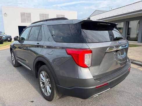 Certified 2023 Ford Explorer XLT w/ Equipment Group 202A AWD/4WD image 3