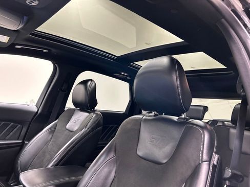 Used 2019 Ford Edge ST w/ Equipment Group 401A AWD/4WD image 23
