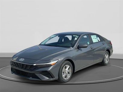 New 2026 Hyundai Elantra SE