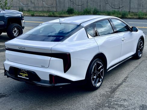 Used 2025 Kia K4 GT-Line image 6