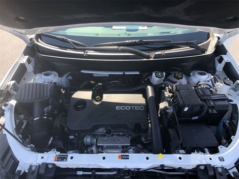 Used 2021 Chevrolet Equinox LT image 24