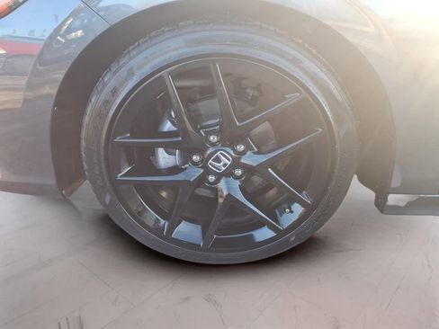 Used 2024 Honda Civic Sport image 9