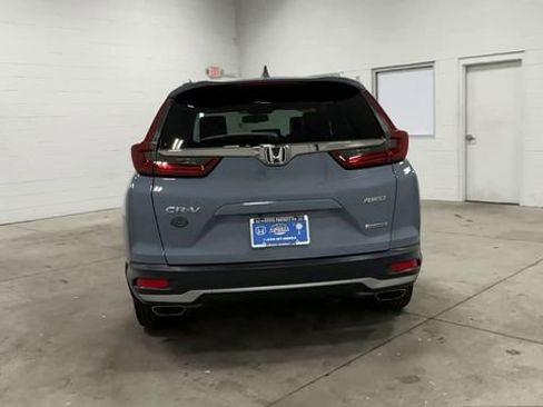 Used 2022 Honda CR-V Touring image 2