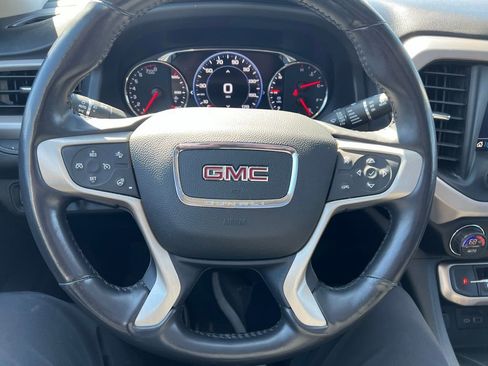 Used 2021 GMC Acadia Denali w/ Denali Ultimate Package image 13