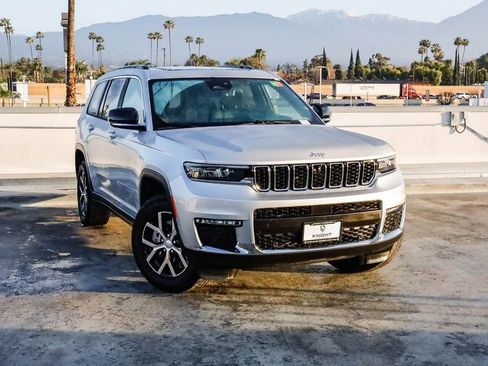 Certified 2024 Jeep Grand Cherokee L Limited w/ Luxury Tech Group II image 35