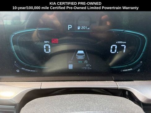 Certified 2025 Kia Telluride S FWD image 28