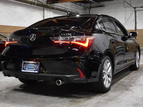 Used 2020 Acura ILX image 4